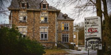 Breaking Down Barriers: Achieving Inclusivity in Clinical Trials