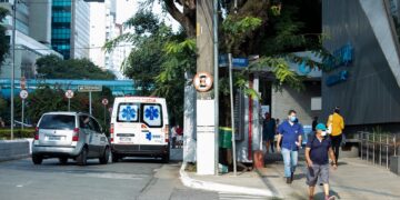 Breaking the Mold: Promoting Diversity in Clinical Trials for Better Health Outcomes